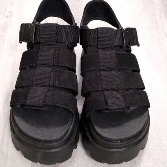 Size 7.5 UGG Women's Cora Strappy Platform Sandal NWOT BENEFITS RESCUE Summer - Picture 1 of 15